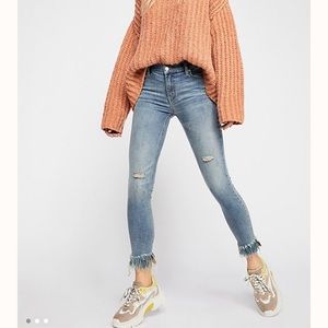 Free People Great Heights Frayed Skinny Jeans